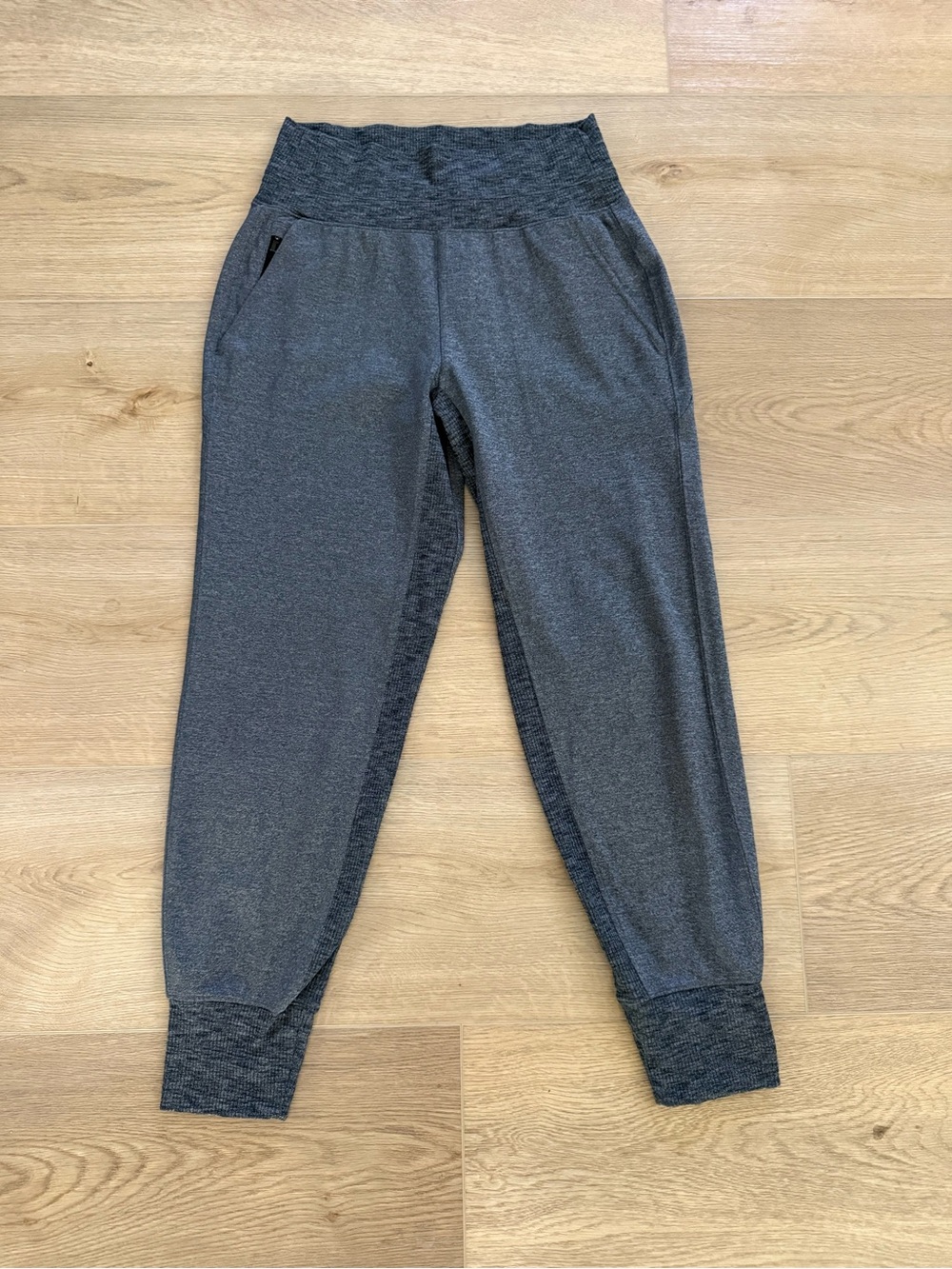 Athleta Venice Jogger Heather Charcoal Gray Size Small